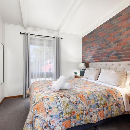 Halls Haven Holiday Units Halls Gap Bagian luar foto