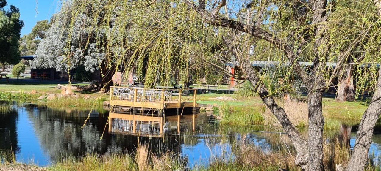 Halls Haven Holiday Units Halls Gap Bagian luar foto