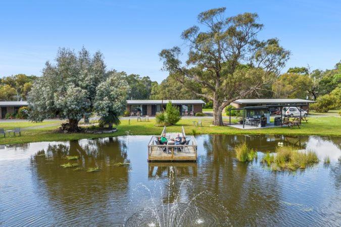 Halls Haven Holiday Units Halls Gap Bagian luar foto