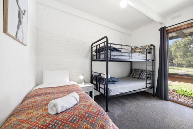 Halls Haven Holiday Units Halls Gap Bagian luar foto
